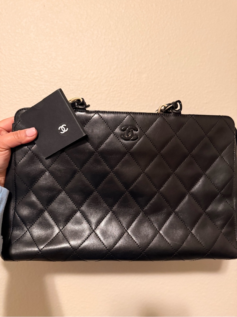 Chanel Lambskin Bekko Chain Large Shoulder Bag Black - Picture 16 of 16